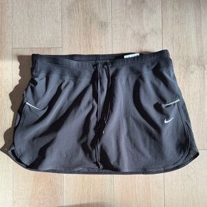 Nike Black Sports Skirt/Skort with Built-In shorts and Functional Drawstring